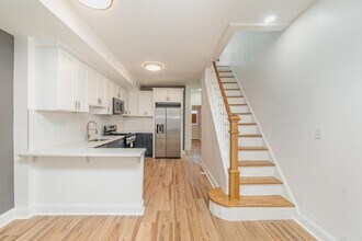 727 N Collington Ave in Baltimore, MD - Building Photo - Building Photo