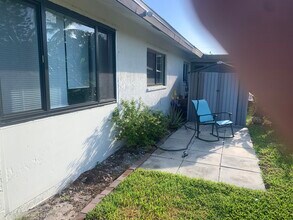 10222 Pine Dr in Boynton Beach, FL - Building Photo - Building Photo