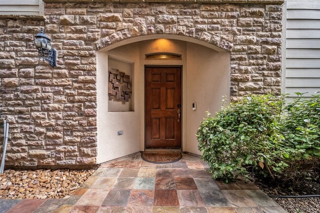 property at 542 Bomar St