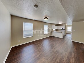 2254 Orchard Way in Saratoga Springs, UT - Building Photo - Building Photo
