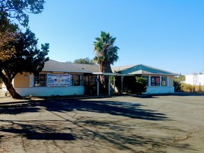 RESIDENTIAL/RETAIL/EXCESS LAND in Sacramento, CA - Building Photo - Building Photo