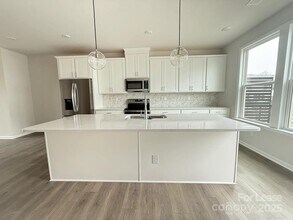 5029 Sunnybrae Pl in Charlotte, NC - Building Photo - Building Photo