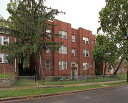 2115 R St SE Apartments