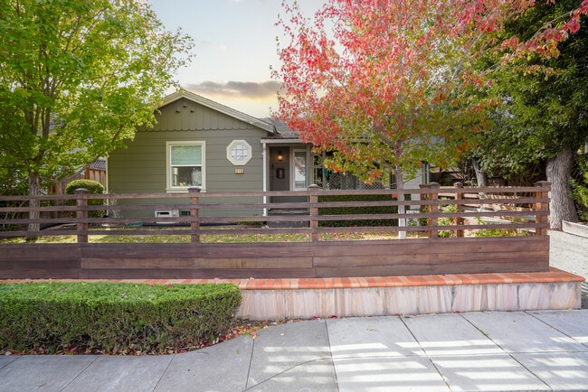 property at 610 Topaz St