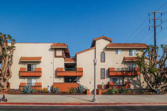 Townhomes on Emerson in Los Angeles, CA - Building Photo - Building Photo