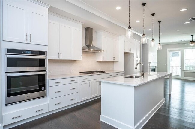 6655 Sterling Dr in Sandy Springs, GA - Building Photo - Building Photo