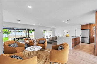 1418 Jefferson St in Hollywood, FL - Building Photo - Building Photo