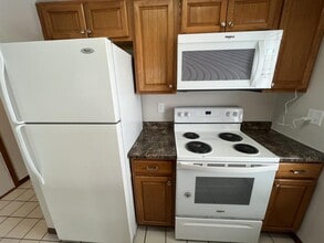 2210 18th Ave SE in Rochester, MN - Building Photo - Building Photo