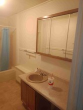 1101 S Galena Ave-Unit -2 in Freeport, IL - Building Photo - Building Photo