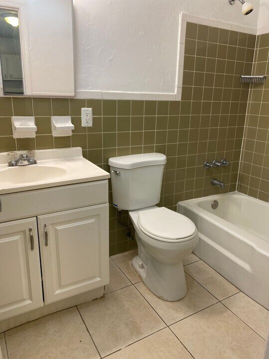 921 SW 15th Ave in Fort Lauderdale, FL - Building Photo