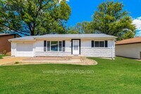 807 Undercliff Dr - 18