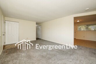 5063 Sabra Ave in Dayton, OH - Building Photo - Building Photo