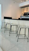 1111 SW 1st Ave, Unit 3416-N in Miami, FL - Foto de edificio - Building Photo