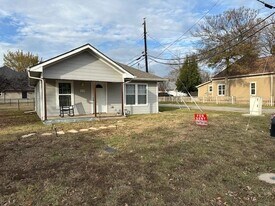 414 W Jefferson St in Van Alstyne, TX - Building Photo