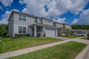 633 Ogelthorpe Dr in Davenport, FL - Building Photo
