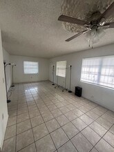 15811-15813 NW 38th Pl in Opa Locka, FL - Building Photo - Building Photo