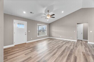 1900 Williamsburg Dr in Cape Girardeau, MO - Building Photo - Building Photo