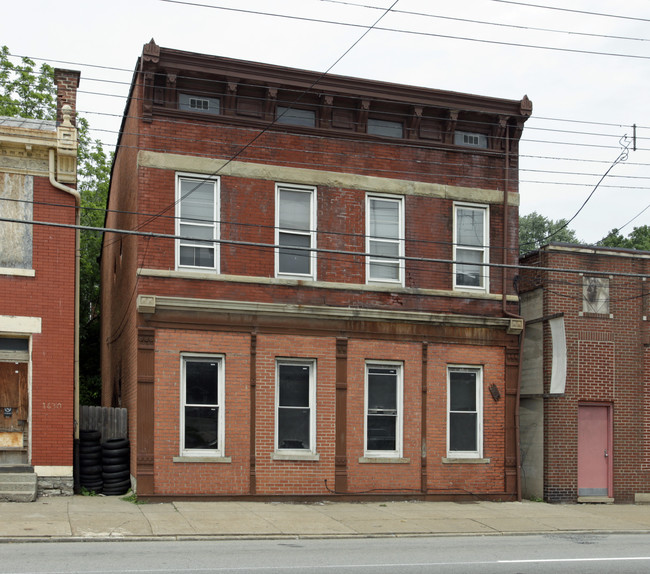 1626 Queen City Ave in Cincinnati, OH - Building Photo - Building Photo