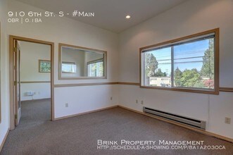 910 6th St South-Unit -#Main in Kirkland, WA - Building Photo - Building Photo