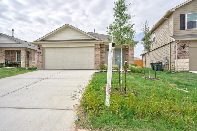 property at 121 Roanwood Dr