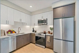 Evoc Hillcrest in San Diego, CA - Building Photo - Building Photo