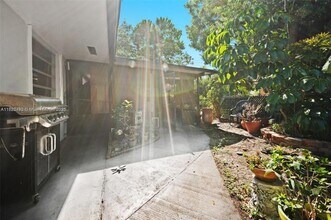 5120 SW 26th Ave in Fort Lauderdale, FL - Building Photo - Building Photo