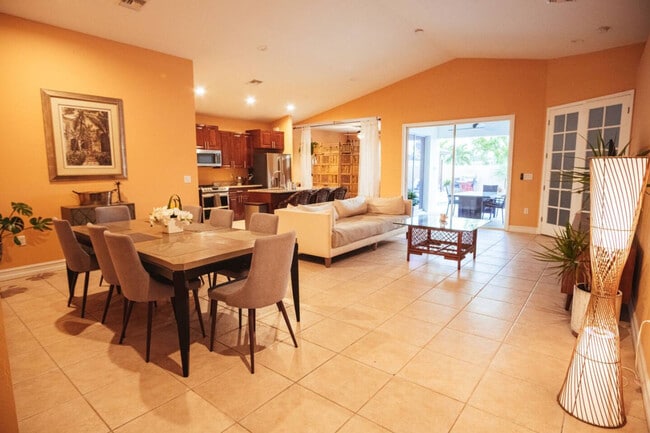 3410 Seminole Ave in Naples, FL - Building Photo - Building Photo
