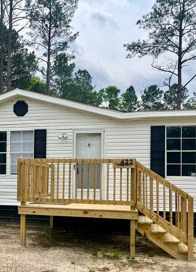 property at 422 Dundee Cir