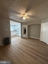 6904 Dicks Ave in Philadelphia, PA - Building Photo - Building Photo