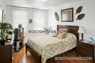 151 Park Dr in Boston, MA - Building Photo - Building Photo