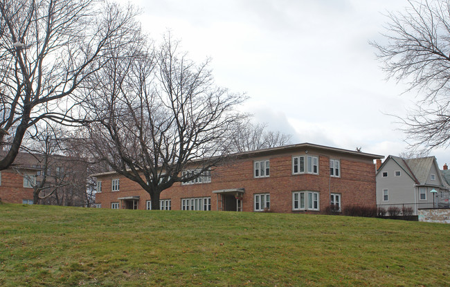 1059 Lake Ave in Rochester, NY - Building Photo - Building Photo