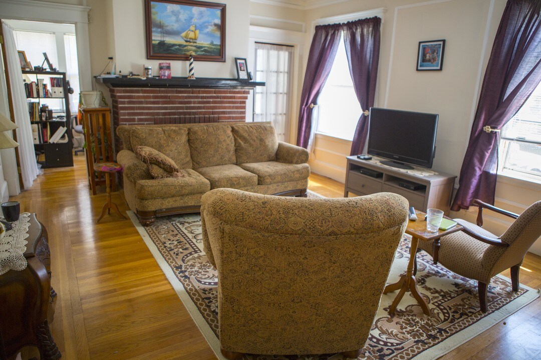 853 Edgewood Ave in New Haven, CT - Building Photo