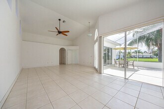 1700 Aynsley Way in Vero Beach, FL - Building Photo - Building Photo