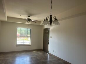 506 Norwich Loop in Laredo, TX - Building Photo - Building Photo