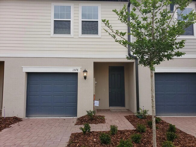 property at 1578 Grand Rue Dr