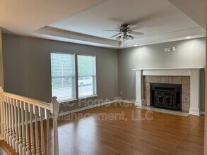 8704 N Shannon Ave in Kansas City, MO - Foto de edificio - Building Photo