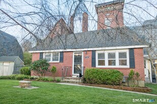 126 Skipper St in New Britain, CT - Building Photo