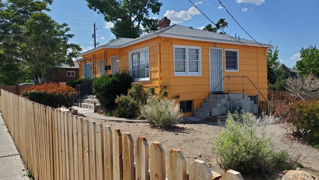 849 Roberts St, Unit 843 in Reno, NV - Building Photo - Building Photo