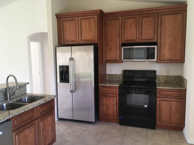 632 SW Granadeer St in Port St. Lucie, FL - Building Photo - Building Photo