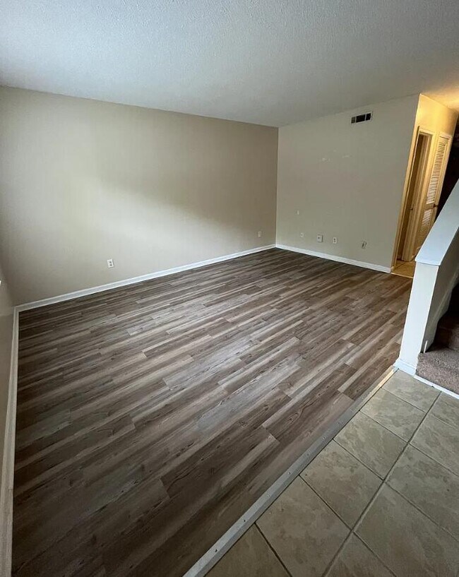 111 Timber Ln in Summerville, SC - Building Photo - Building Photo