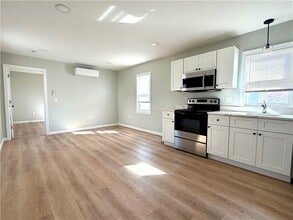 26 Island Ave in East Providence, RI - Building Photo - Building Photo
