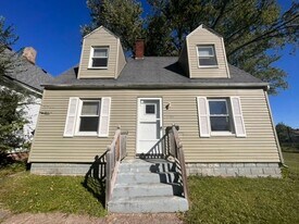 1705 7th St in Rock Island, IL - Building Photo