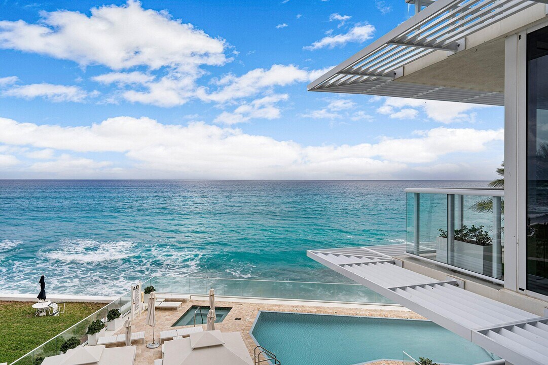 3550 S Ocean Blvd in South Palm Beach, FL - Building Photo