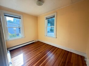 31 Lucy St in Woodbridge, CT - Building Photo - Building Photo