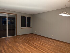 2905 Kentshire Cir in Naperville, IL - Building Photo - Building Photo