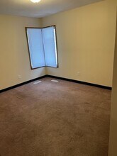 219 Bell Ave in Des Moines, IA - Building Photo - Building Photo