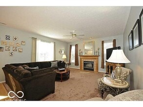 1367 Hinault Way in Carmel, IN - Building Photo - Building Photo