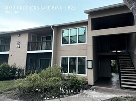 4032 Crockers Lake Blvd in Sarasota, FL - Building Photo