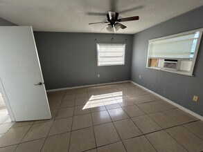 100 12th St in St. Cloud, FL - Building Photo - Building Photo