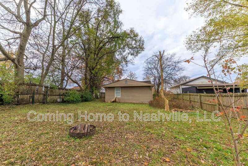 891 W Sharpe Ave in Nashville, TN - Building Photo
